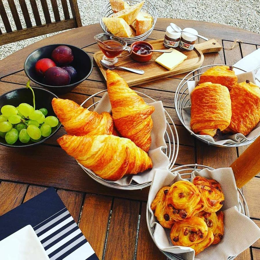 Le 4 Bed & Breakfast Montignac-Lascaux Bagian luar foto